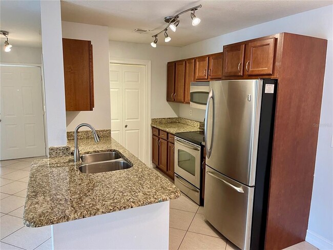 Building Photo - 713 Secret Harbor Ln