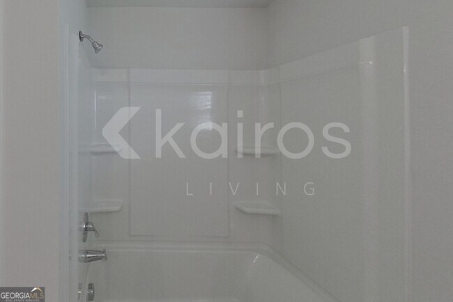 Building Photo - 142 Western Red Cedar Dr