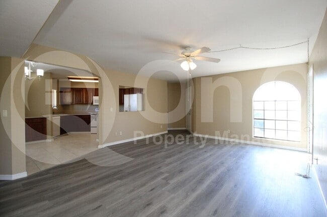 Building Photo - 13035 N 34th St