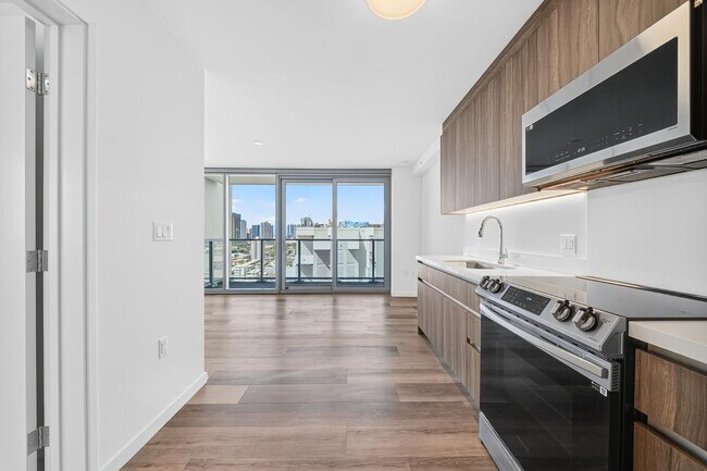 Building Photo - 1500 Rycroft St