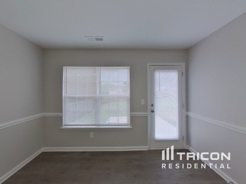 Building Photo - 1392 Zered Pl NW