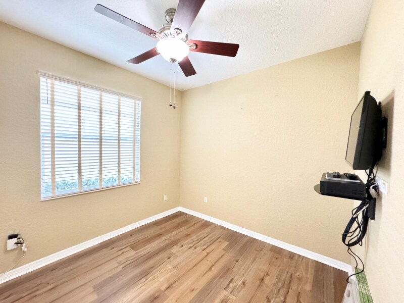 Building Photo - 8654 Lineyard Cay