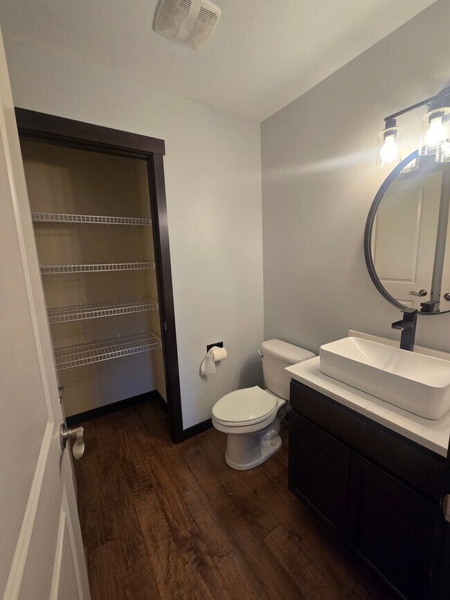 Building Photo - Welcome to this beautiful 4-bedroom, 2.5-b...