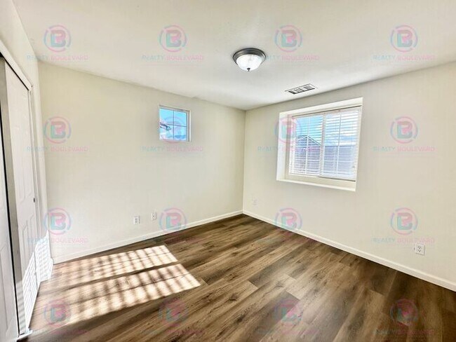 Building Photo - 1/2 Month Free if you look & lease same day!!! Spacious 4-Bedroom 3 Bath, 3 Car Garage Home with ...