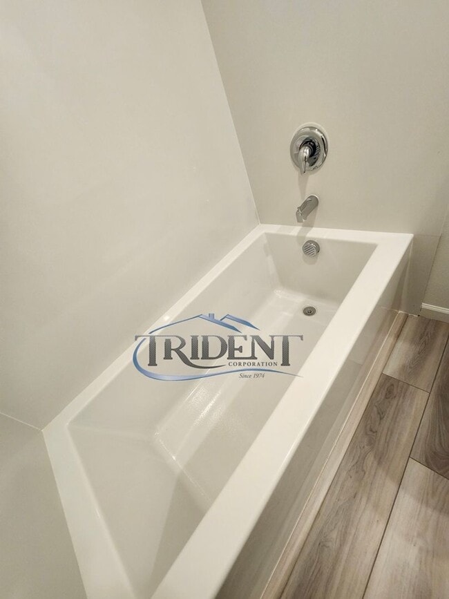 Building Photo - NEWER SOLAR HOME! This is a 3 bedroom, 2 bath house