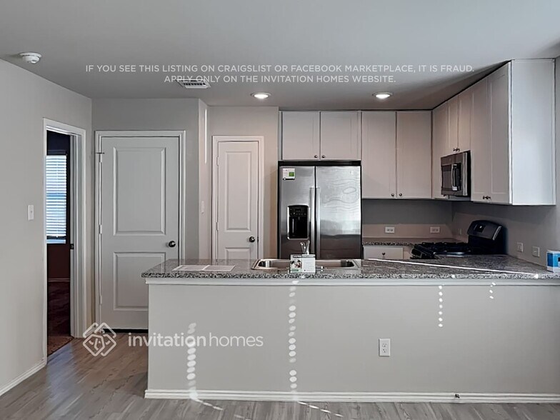 Building Photo - 5726 Verracio Ct