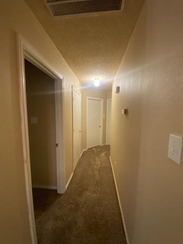 Building Photo - 1042 Palomino Dr