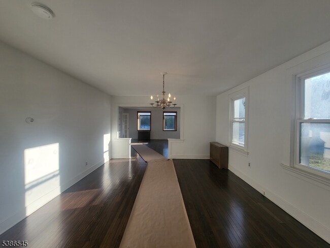 Building Photo - 59 Mendham Ave