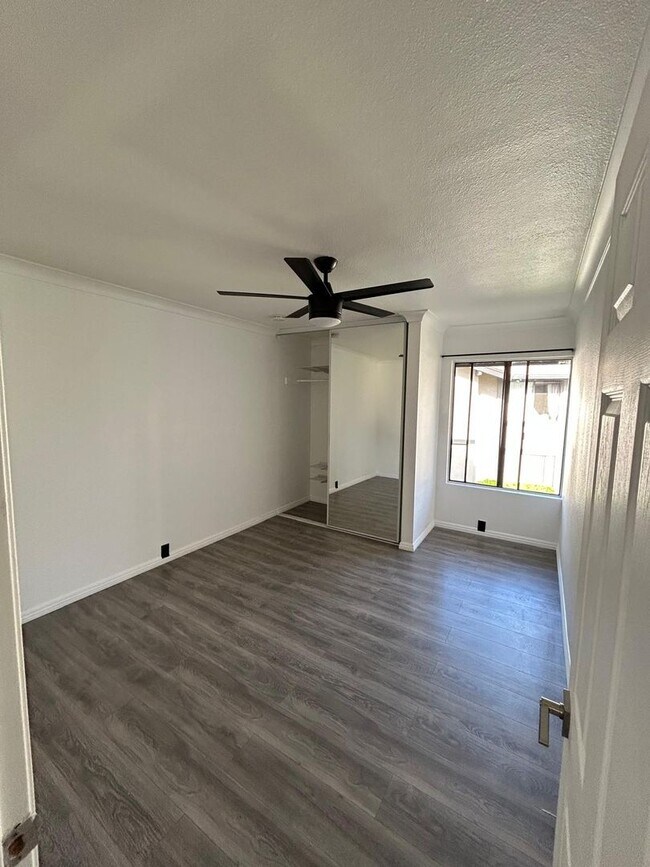 Building Photo - 285 Rancho Dr