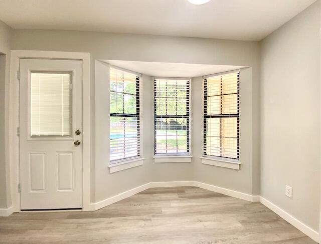 Building Photo - 1210 Whitewood Way