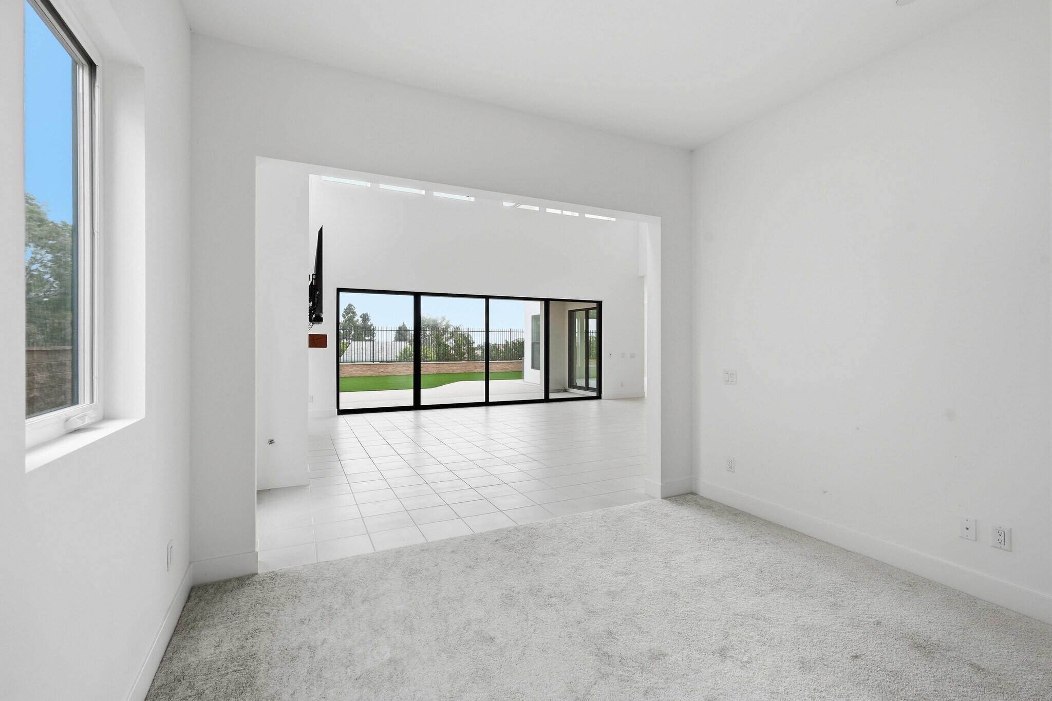 Building Photo - 20568 Edgewood Ct