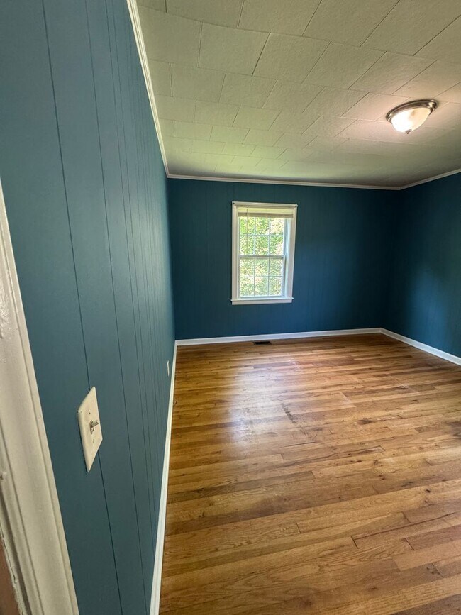Building Photo - 829 Montclair Cir NW