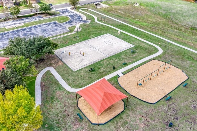 Building Photo - 530 Sheep Trail Dr