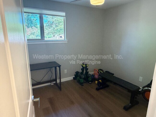 Building Photo - 1132 Callas Ln