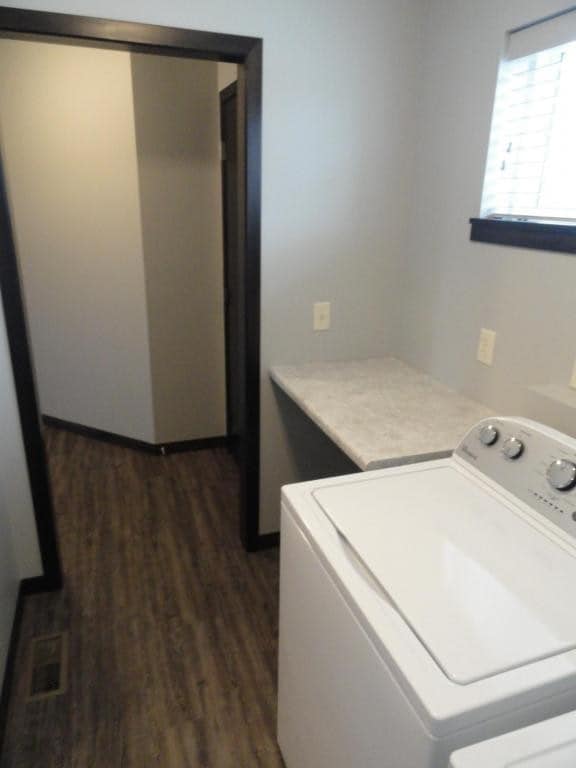 Building Photo - 1515 Ohana Ave