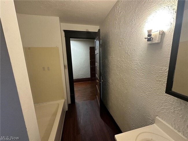 Building Photo - 53 S Balch St