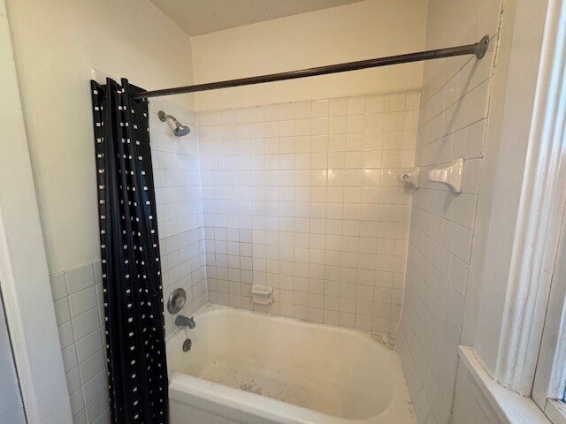 Building Photo - 1812 Madison St