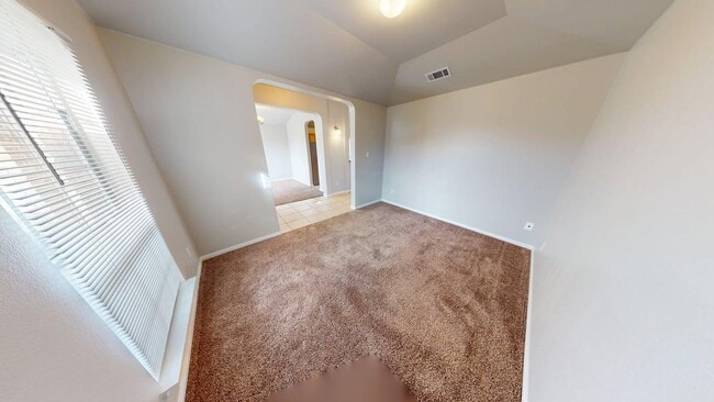 Building Photo - 601 Cattail Cir