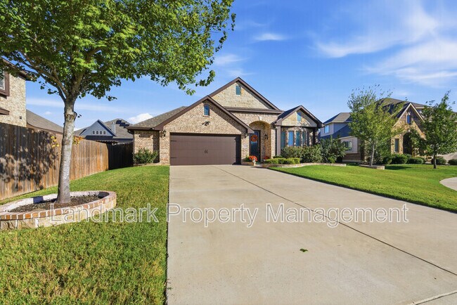 Building Photo - 310 Marigold Ct