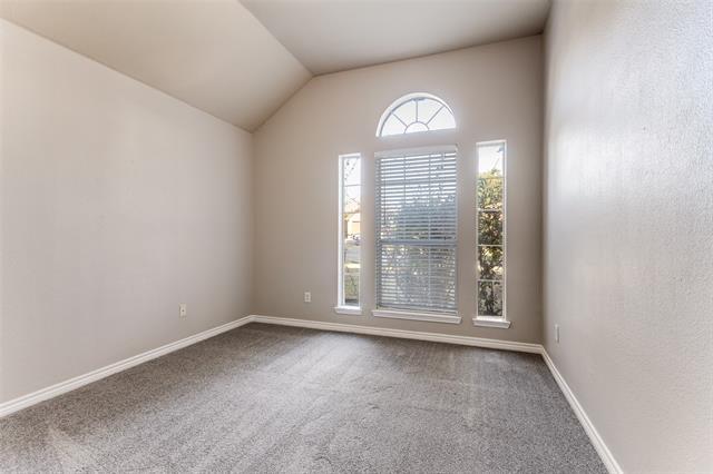 Building Photo - 909 Canterbury Dr