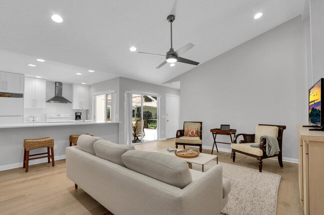 Building Photo - 7904 Chapman Oak Ct