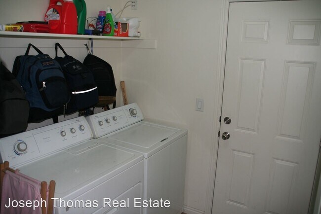 Building Photo - 4 br, 3 bath House - 2874 W 1170 N