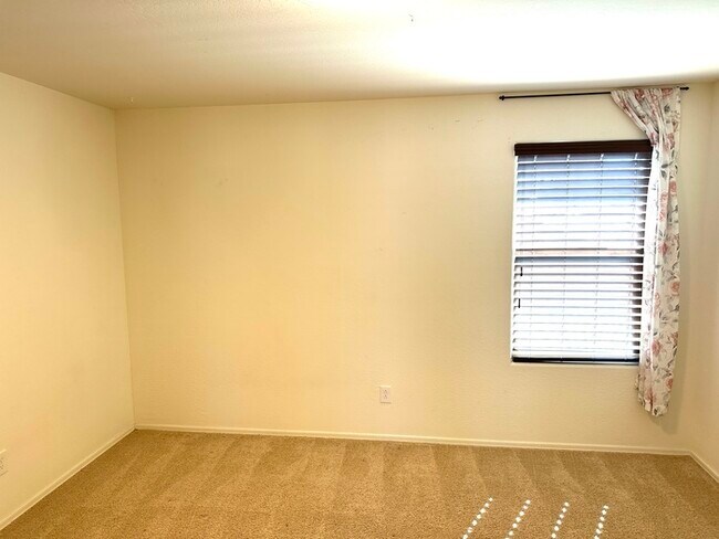 Building Photo - Stunning Elliot Groves home in Morrison Ranch. 4 bed+ 2 offices + loft