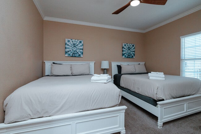 Building Photo - 3014 Falls Dr