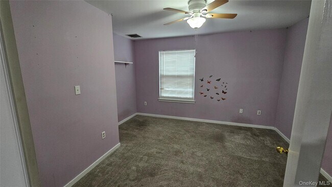 Building Photo - 806 Lenox Rd