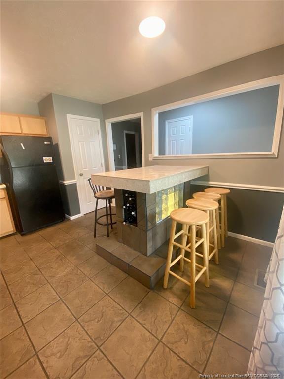 Building Photo - 5681 Pepperbush Dr