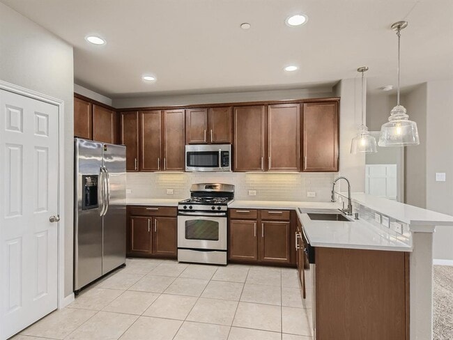 Building Photo - 3101 Davis Ln