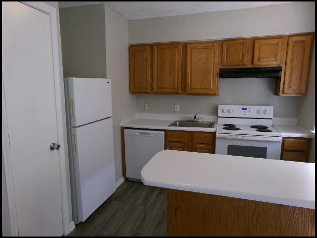 Building Photo - 101 Ellis Dr