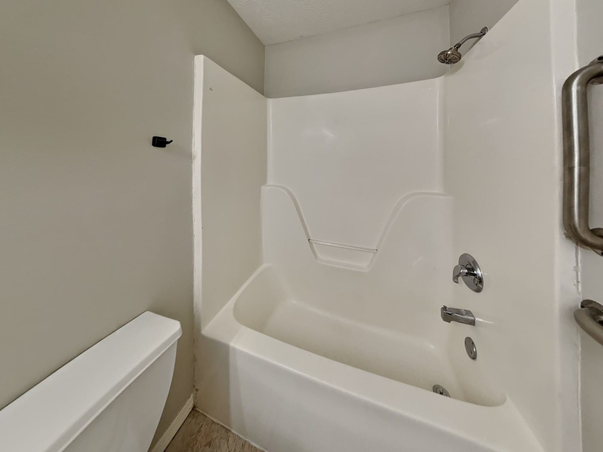 Building Photo - 720 N Elder Ave