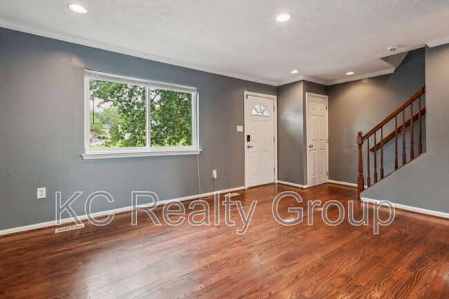 Building Photo - 12043 Hallandale Terrace