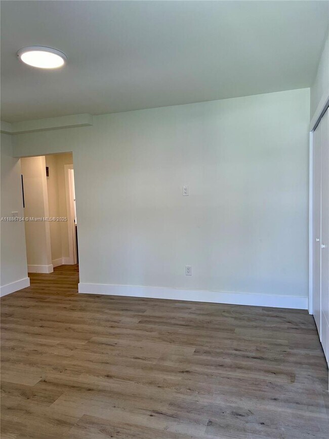 Building Photo - 711 Beacom Blvd