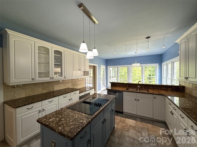 Building Photo - 15816 Feeny Ct