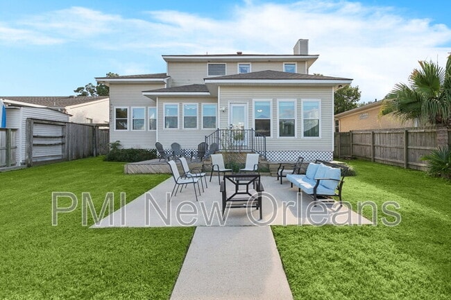 Building Photo - 114 Eden Isles Dr