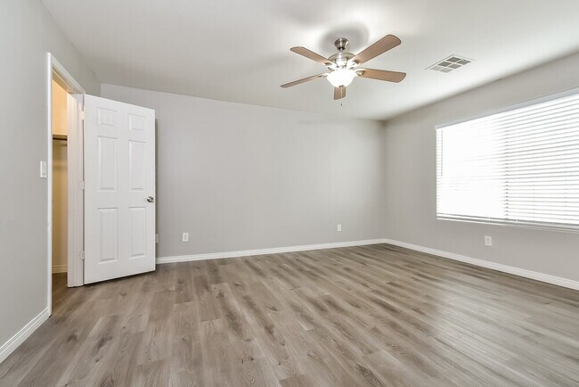 Building Photo - 7472 Celosia St