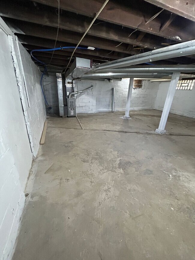 Building Photo - 1179 Atcheson St