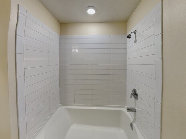 Building Photo - 4561 Sparkling Shell Ave