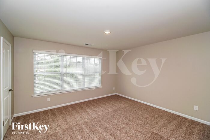 Building Photo - 308 Regan Ln