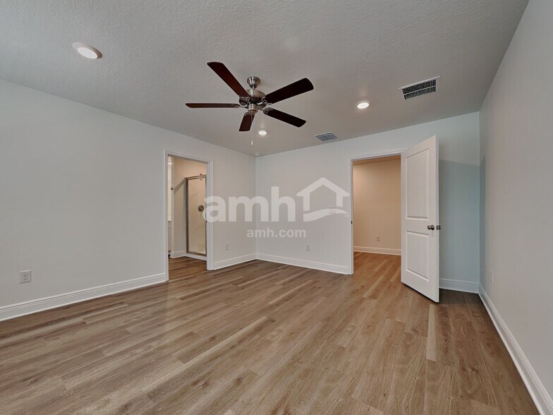 Building Photo - 6757 Atlantic Bch Ave