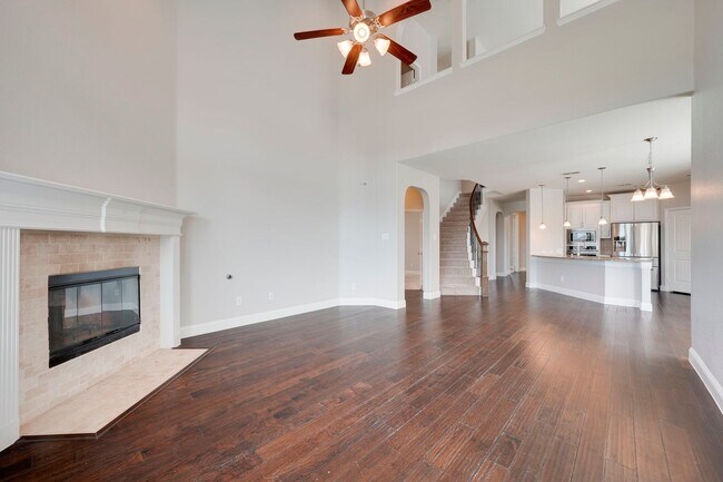 Building Photo - Welcome to this beautiful 4-bedroom, 3.5-b...