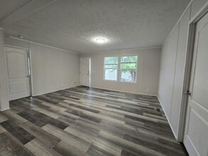 Building Photo - 605 MacBeth Cir