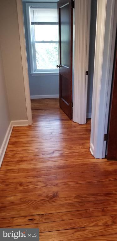 Building Photo - 473 Freemont St