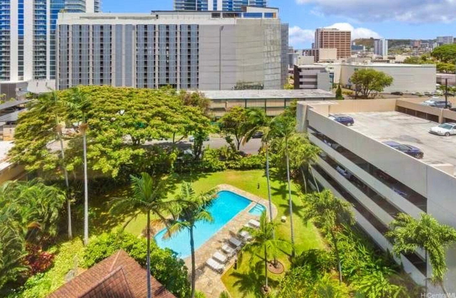 Building Photo - 930 Kaheka St