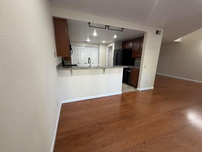 Building Photo - 4709 Malero Pl
