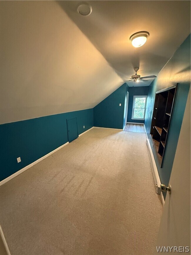 Building Photo - 37 Inwood Pl