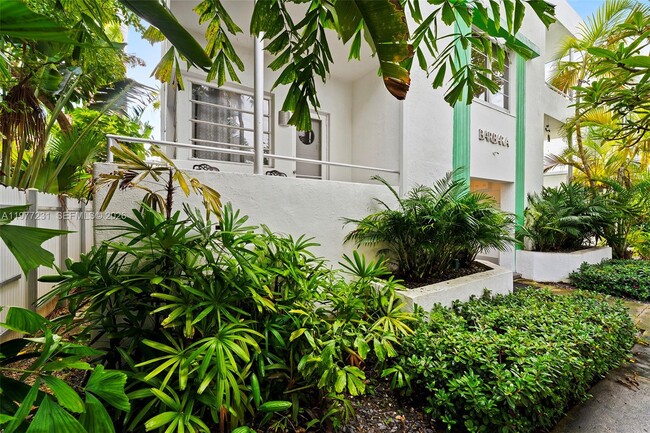 Building Photo - 1211 Pennsylvania Ave