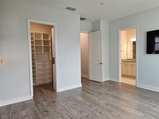 Building Photo - 8369 Nemours Pkwy